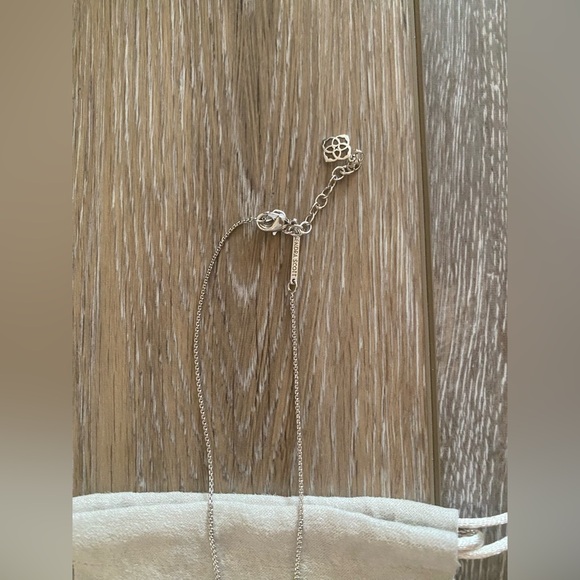 NWOT Long Silver Kendra Scott Necklace - Picture 3 of 4